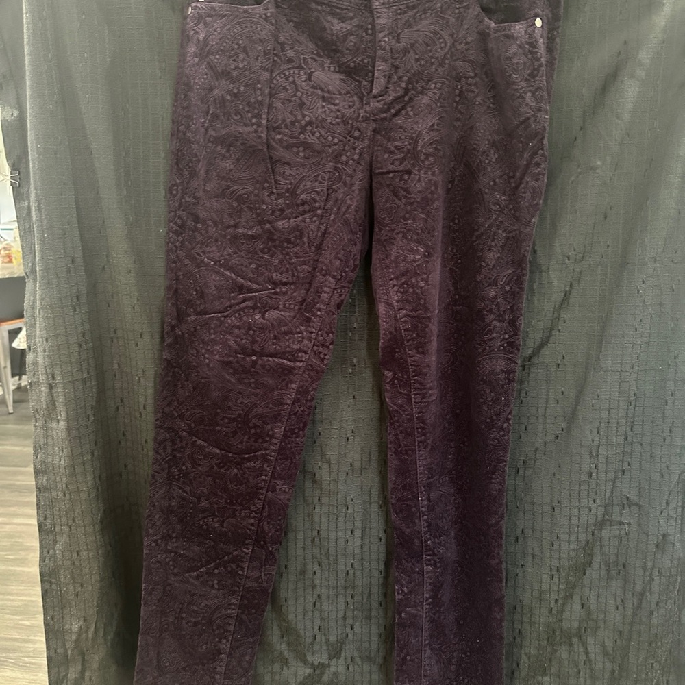 Elle Deep Purple Paisley Embossed Straight Leg Jeans Size 14R Textured Denim